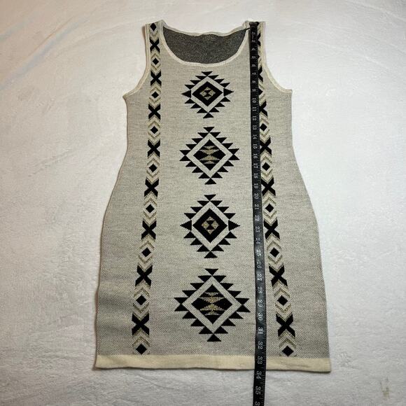 Women's Sleeveless Scoop Neck Aztec Southwestern Knit Dress Size Small Festival - Picture 6 of 6